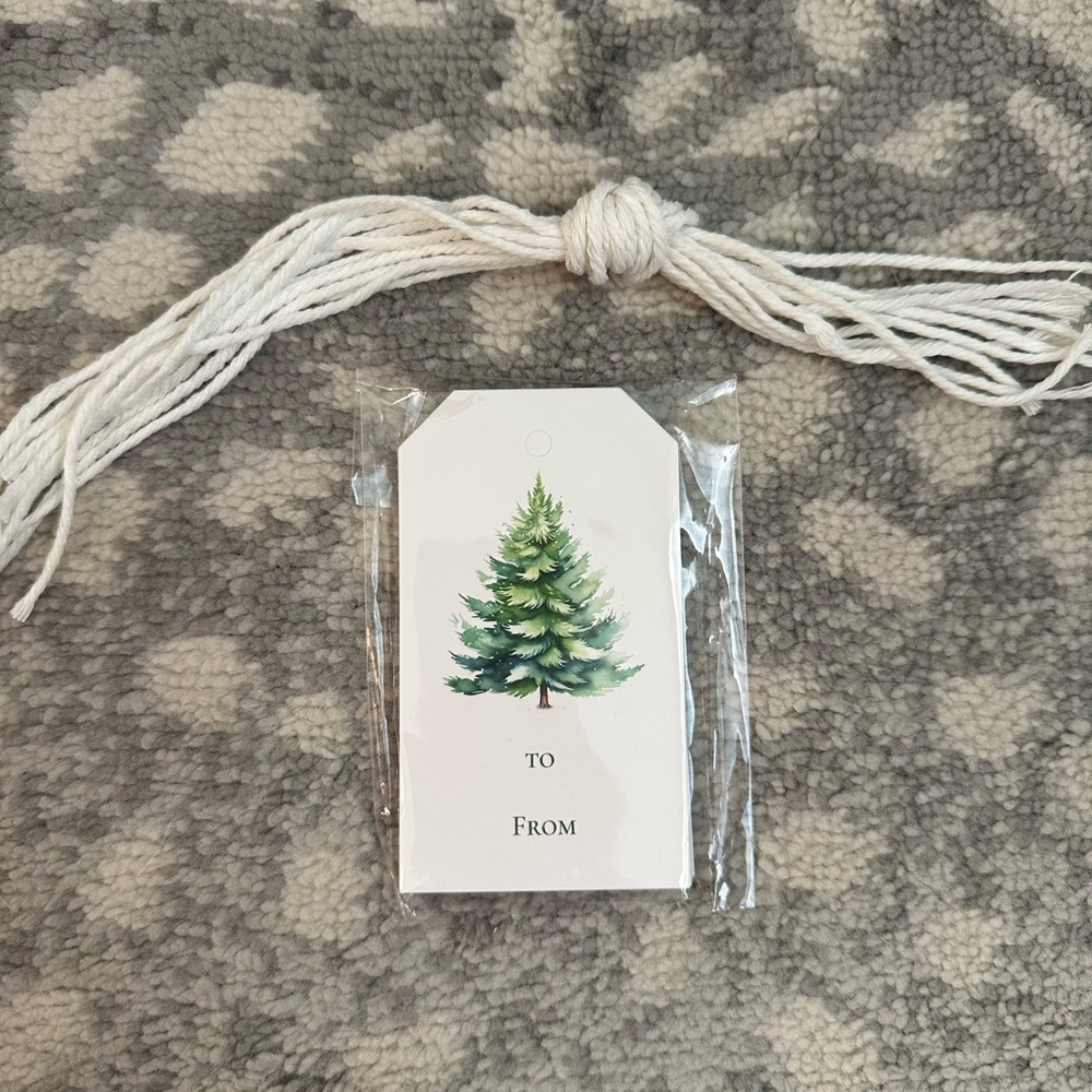 Holiday Gift Tag with Green Tree Design